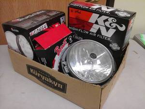 lot 139 image: K&N High-Flow Air Filter, Trucklite 7in. LED Headlamp
