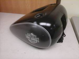 lot 159 image: Harley-Davidson Gas Tank