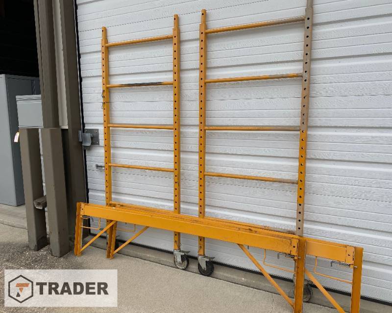 lot 41 image: Scaffolding (platform included)