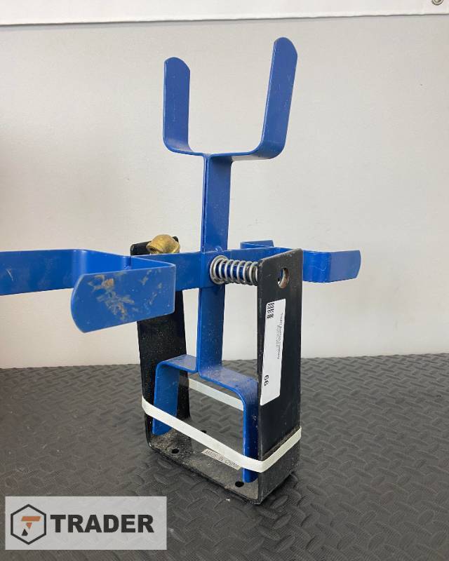 lot 66 image: Air Hose Reel