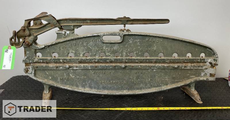 lot 45 image: Vintage Shingle Cutter, 36 Wide Capacity