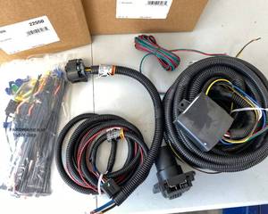 lot 44 image: 3 - Tekonsha Universal Wiring Harness 7-Way Trailer Wiring Prep Kits
