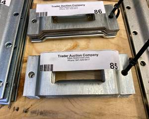 lot 85 image: 6 Pieces of Single Cargo Trailer E-Track