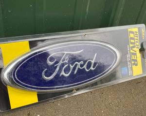 lot 96 image: FORD Logo Hitch Cover