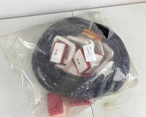 lot 105 image: VehicleTrailer Light Kit Harness
