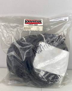 lot 107 image: Knapheide Marker Light Kit for Platform Bodies