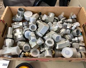 lot 67 image: Hydraulic Fittings, various sizes