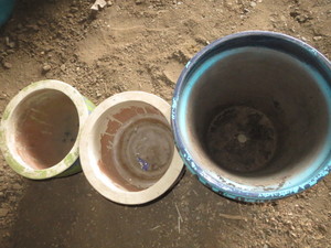 3 Terracotta Planters