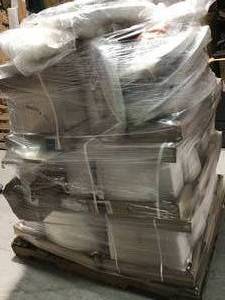 lot 23 image: Pallet of assorted toliet covers and tots ( sizes vary ) ( all customer returns )