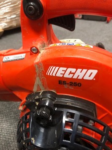 lot 50 image: ECHO 165 MPH 391 CFM 25.4 cc Gas 2-Stroke Cycle Leaf Blower Vacuum Close ( BAG NOT INCLUDED ) IN WORKING CONDITION ( USED )