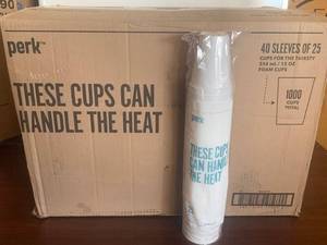 lot 25 image: Foam Cups