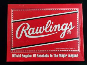 lot 48 image: 1991 Official World Series Balls NIB 12 Count