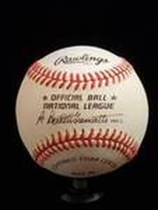 lot 5 image: Ernie Banks Autographed Ball
