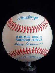 lot 16 image: Johnny Mize Autographed Ball