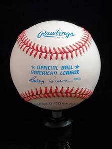 lot 25 image: Bob Feller Autographed Ball