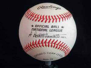 lot 32 image: Eddie Mathews Autographed Ball