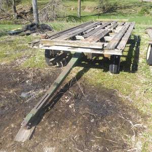 lot 3 image: Hay Wagon #2