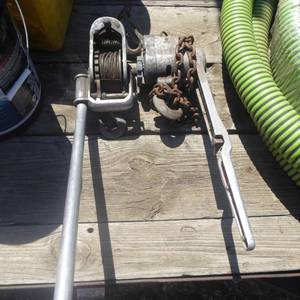 lot 48 image: Lot of Two Hand Winches
