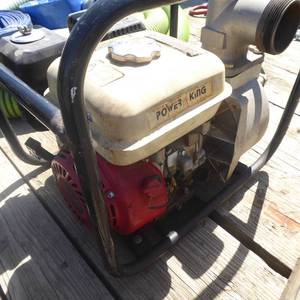 lot 50 image: 6.5HP Power King Trash Pump