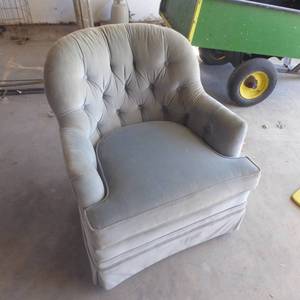 lot 59 image: Blue Swivel Rocking Chair