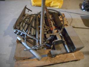 lot 11 image: Miscellaneous Metal Shop Items