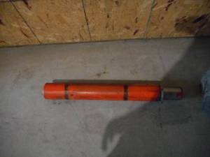 lot 19 image: Hydraulic Ram