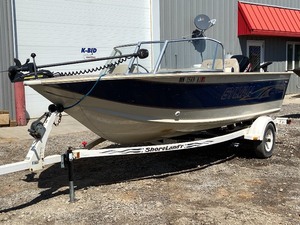 lot 1 image: 1998 Sylvan Boat, Motor & Trailer Package