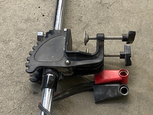 lot 9 image: DieHard Trolling Motor