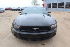 lot 5375 image: 2012 Ford Mustang Coupe