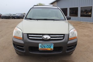 lot 5379 image: 2006 Kia Sportage EX