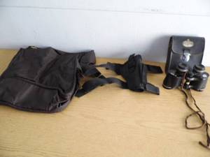 lot 35 image: Bag - Binnoculars - Holster