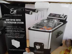 lot 70 image: Emmeril Deep Fryer