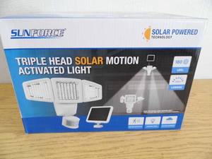 lot 73 image: New SunForce Solar Motion Light