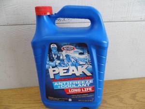 lot 76 image: Peak Antifreeze