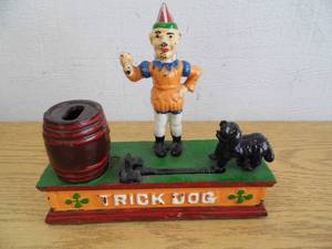 lot 98 image: Cast Iron Bank