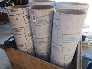 lot 804 image: HANDI MAN 12 CONCRETE FORMS