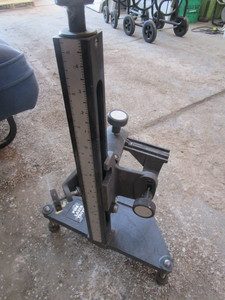 lot 813 image: PIPE LASER TRIVET