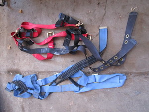 lot 816 image: TREE CLIMBING HARNESSES