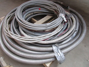 lot 820 image: ALUMINUM WIRE IN CONDUIT