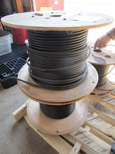 lot 831 image: SPOOLS OF WIRE