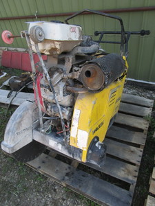 lot 835 image: WACKER CONCRETE SAW