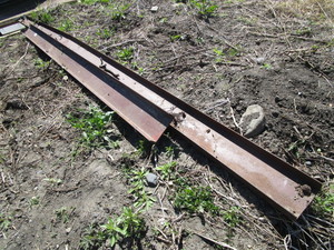 lot 847 image: C-CHANNEL STEEL BEAMS
