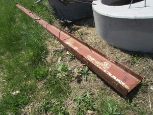 lot 864 image: LONG I BEAM