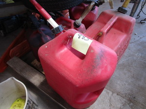 lot 883 image: ASSORTED GAS CONTAINERS