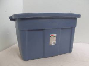 Rubbermaid tote