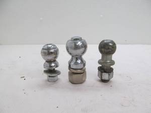 Balls for hitches
