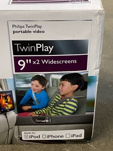 lot 34 image: Philips Twin-Play 9 Widescreens