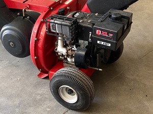 lot 6-C image: MTD Yard Machines Chipper  Shredder