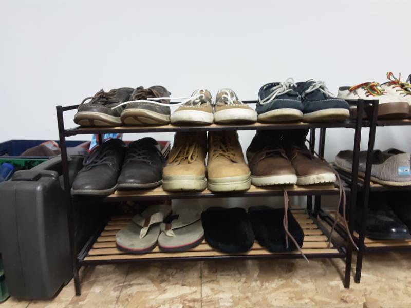 men's shoe rack