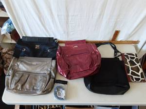 lot 26 image: 1-Miche Bag, Covers & Strap